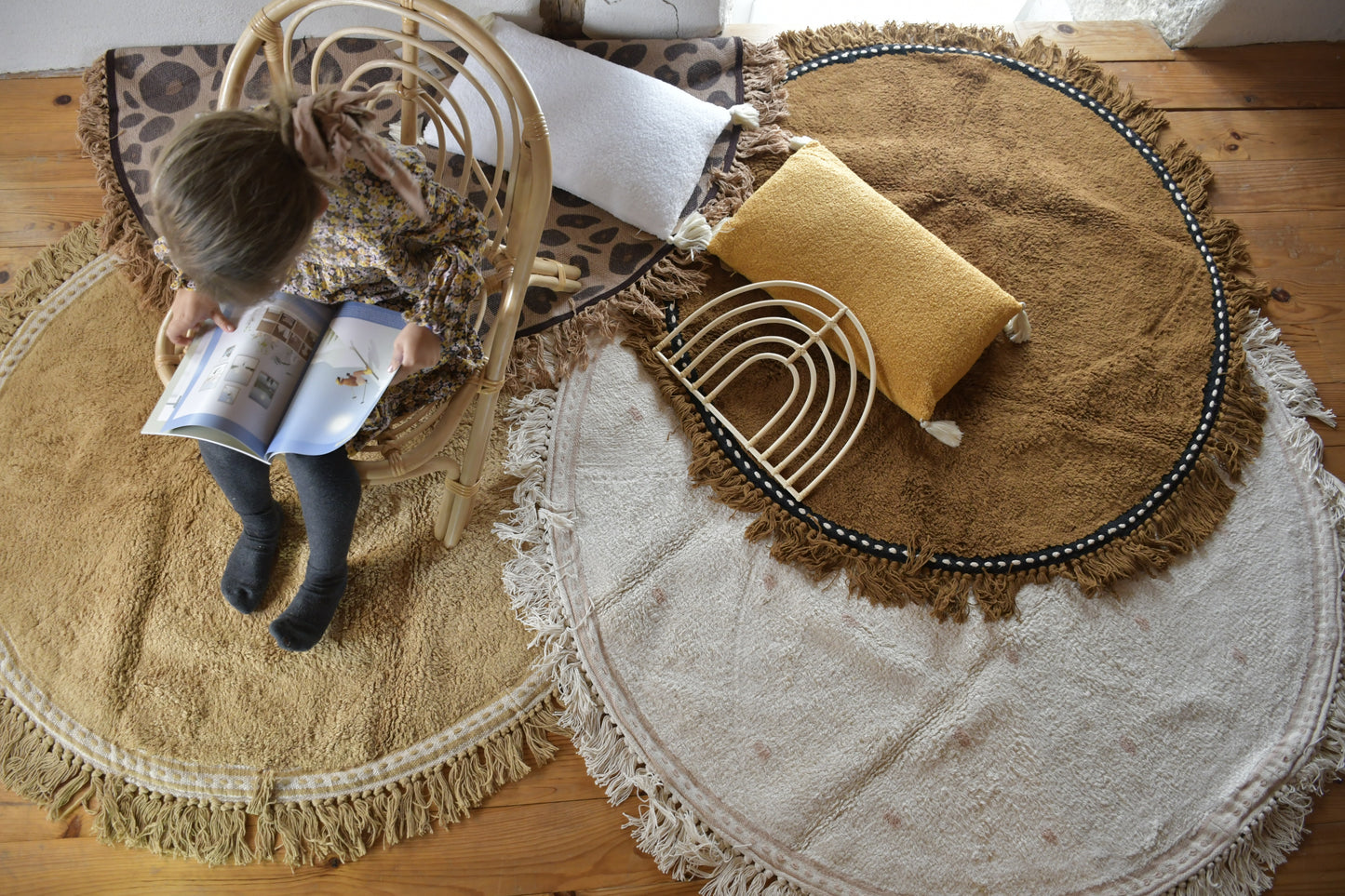 Tapis enfant à pois rose