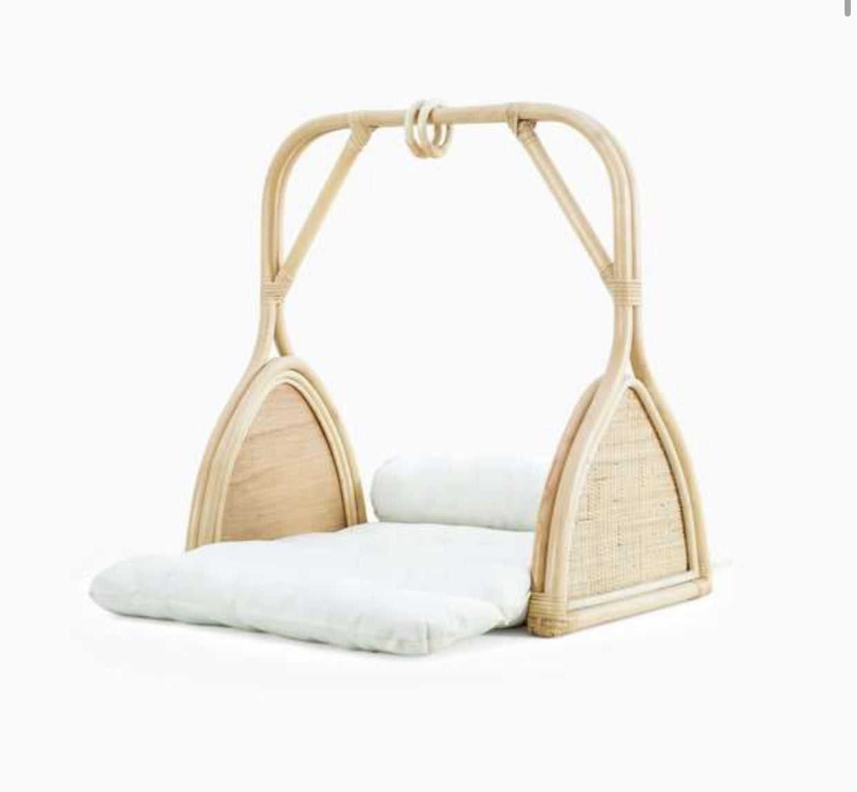 Arche d'éveil rotin avec tapis