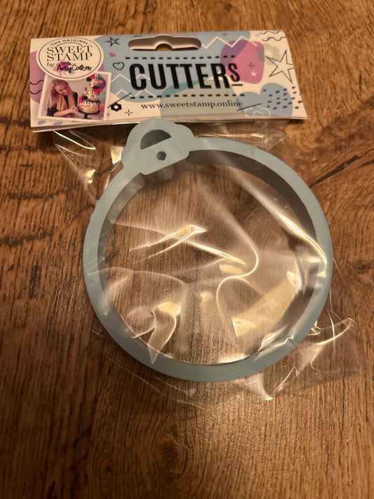 Emporte pièce boule de Noël