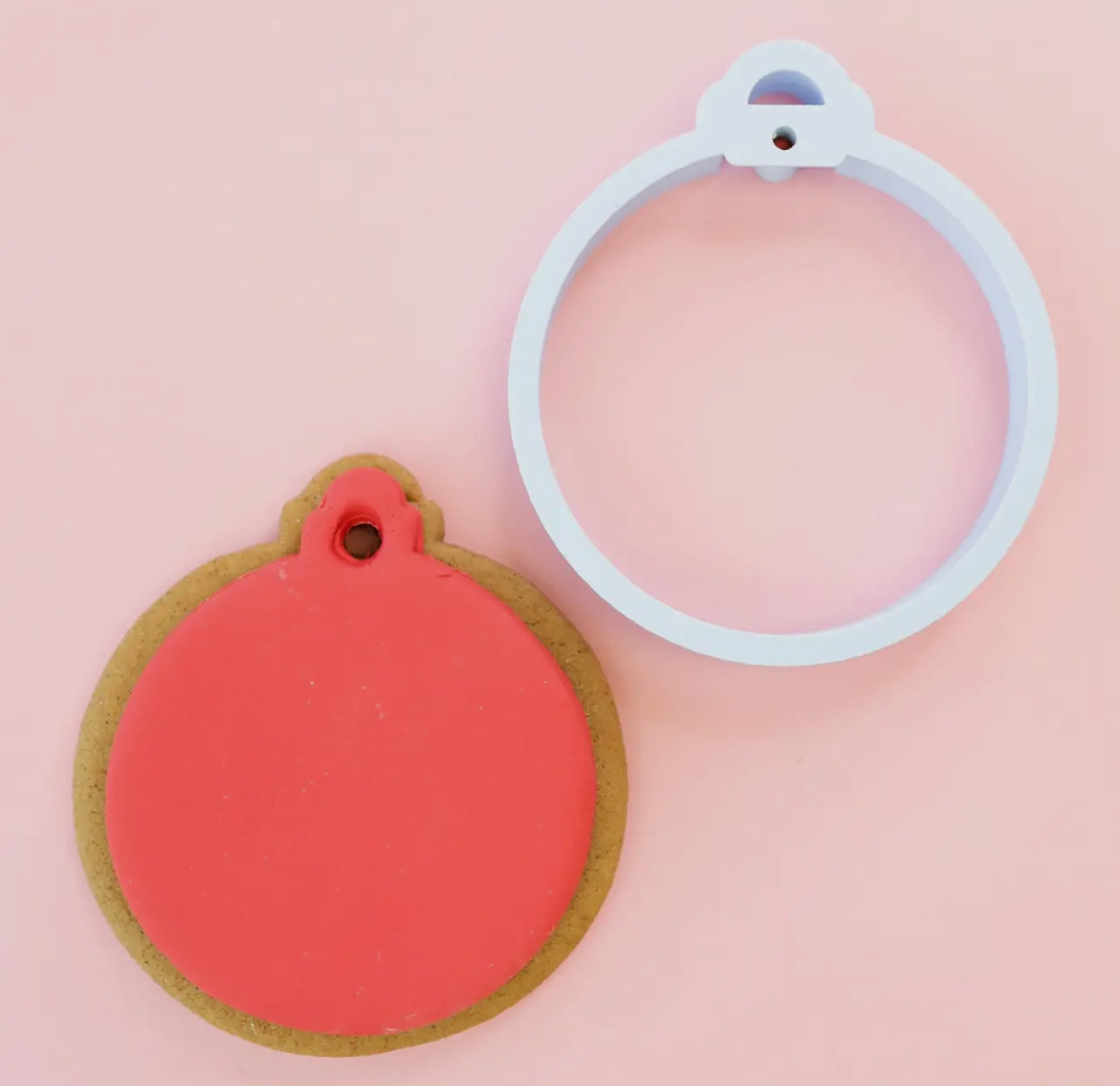 Emporte pièce boule de Noël